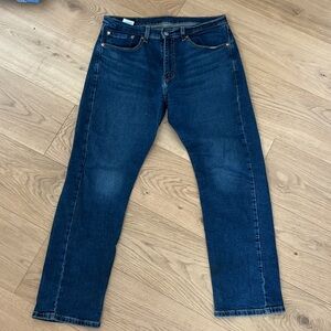 LEVI'S 505 JEANS med dark wash 32/30 tapered leg